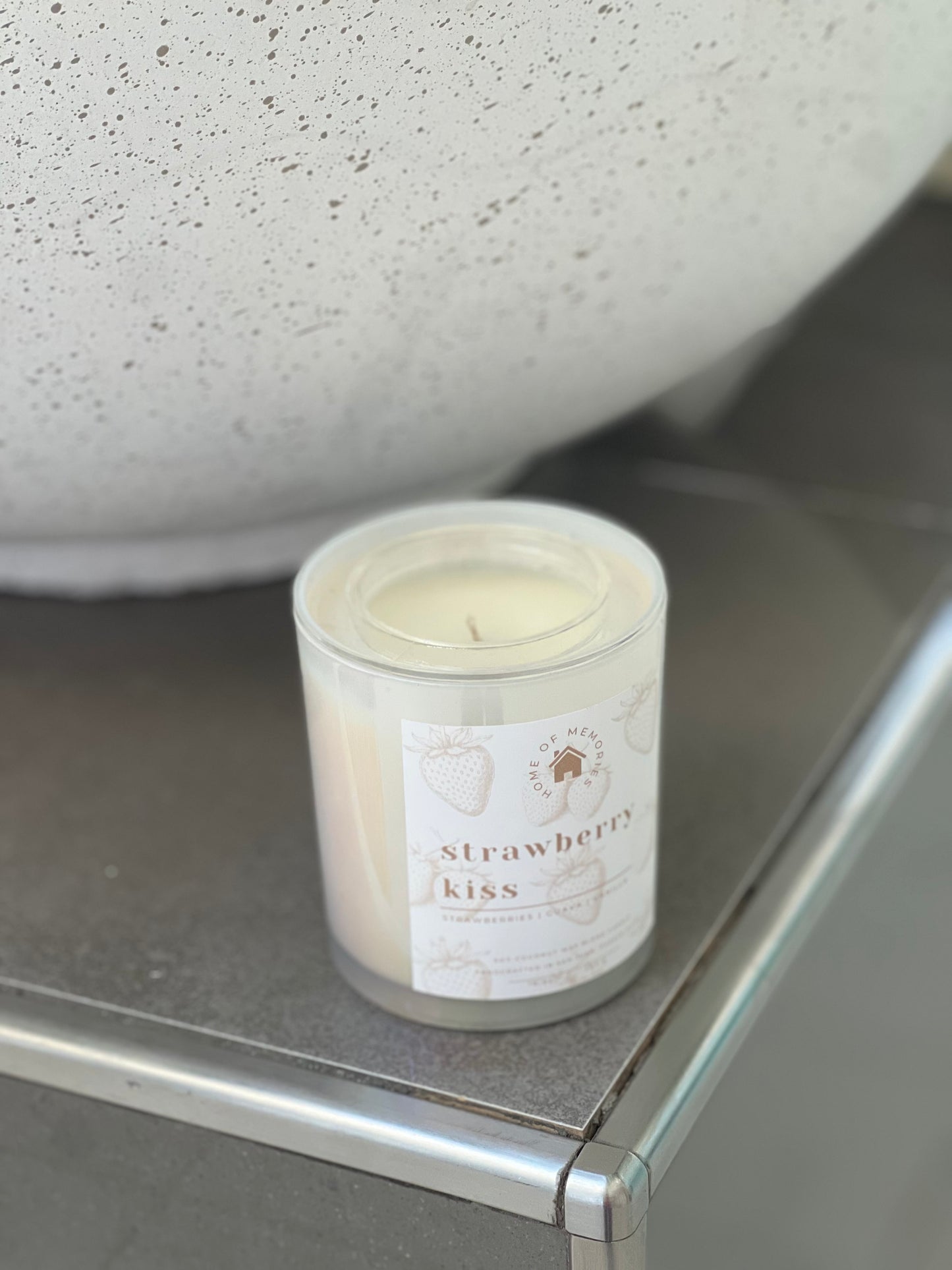 Strawberry Kiss Candle | 10oz