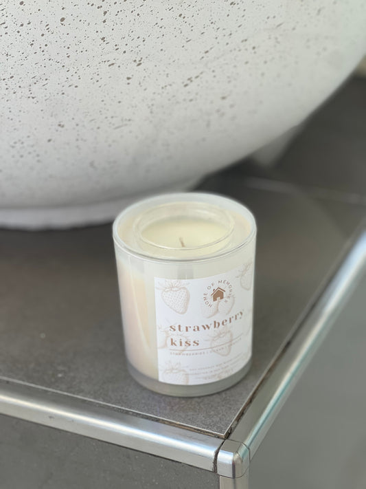 Strawberry Kiss Candle | 10oz